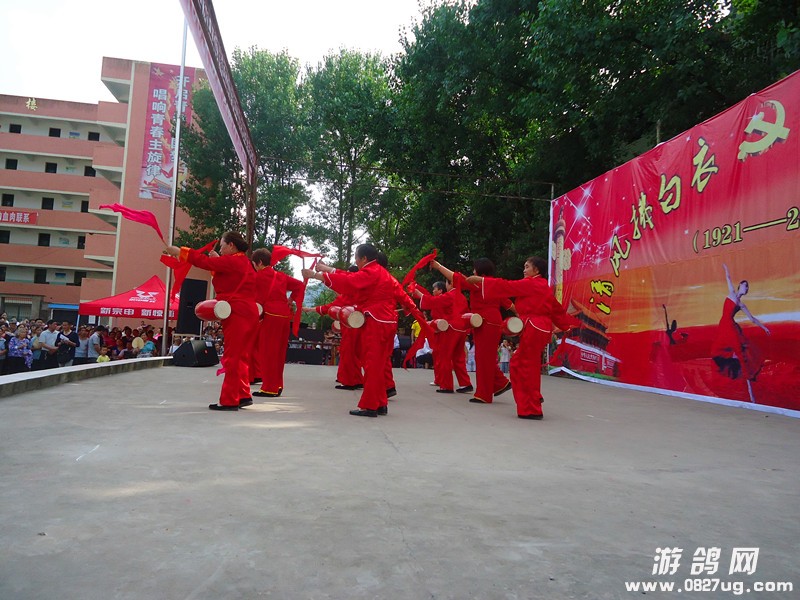 055511js0oaygrrlarscp1.jpg