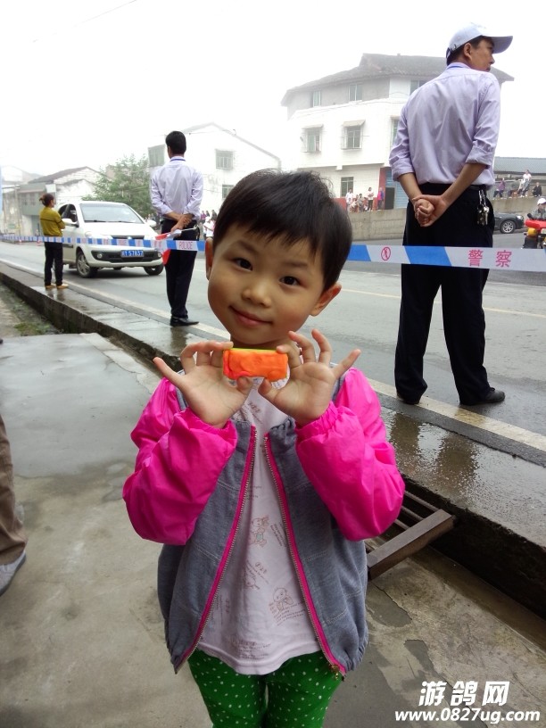 093035seebee8u2eueeeuu.jpg