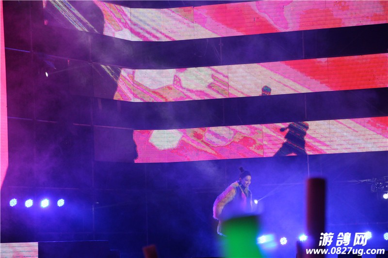 Ƭ 038.jpg