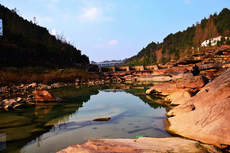 160704d2l3dkhd3fp5fv8l.jpg