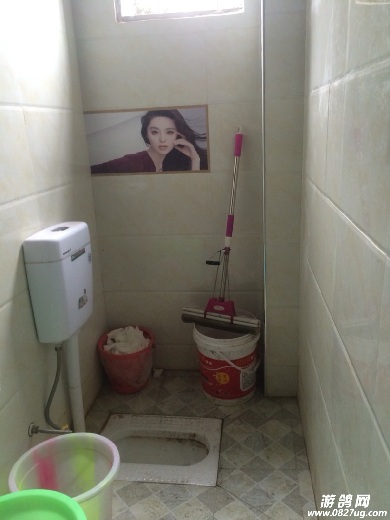 133220bg3ncjnfakcj40m4.jpg