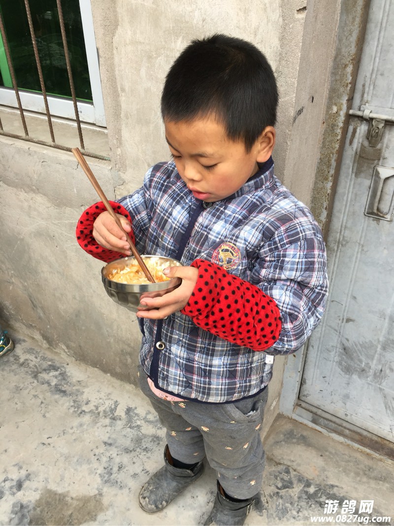 140133pllp5d5bl5bcqvyl.jpg