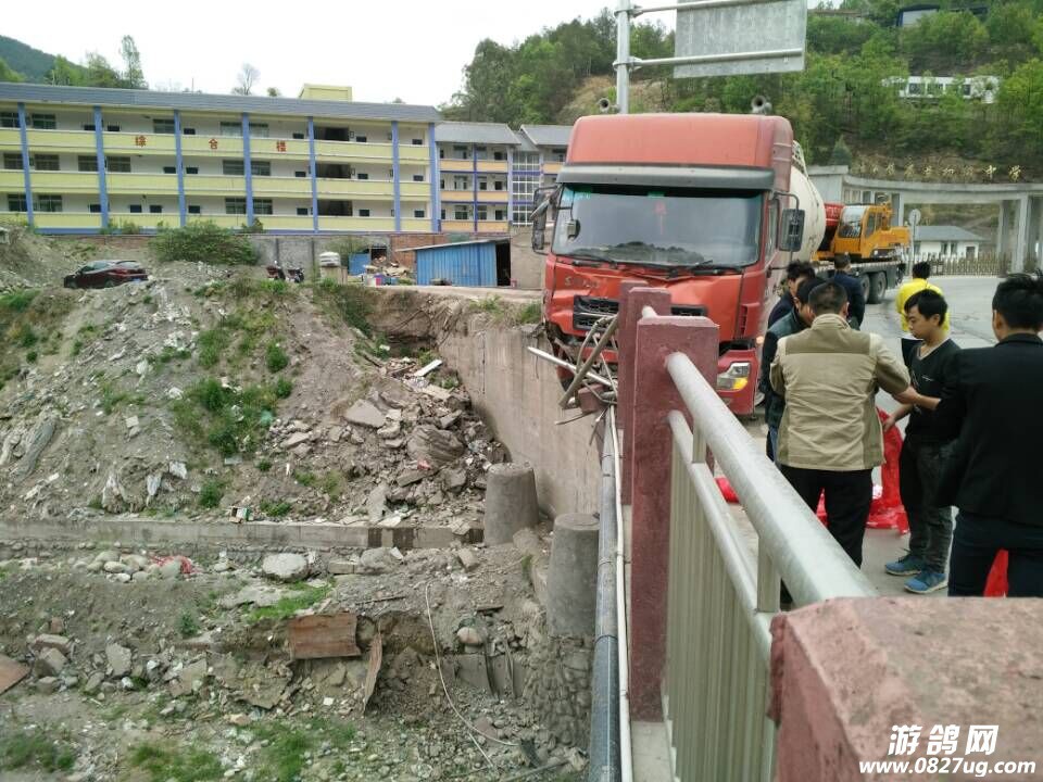 QQ图片20160405090529.jpg
