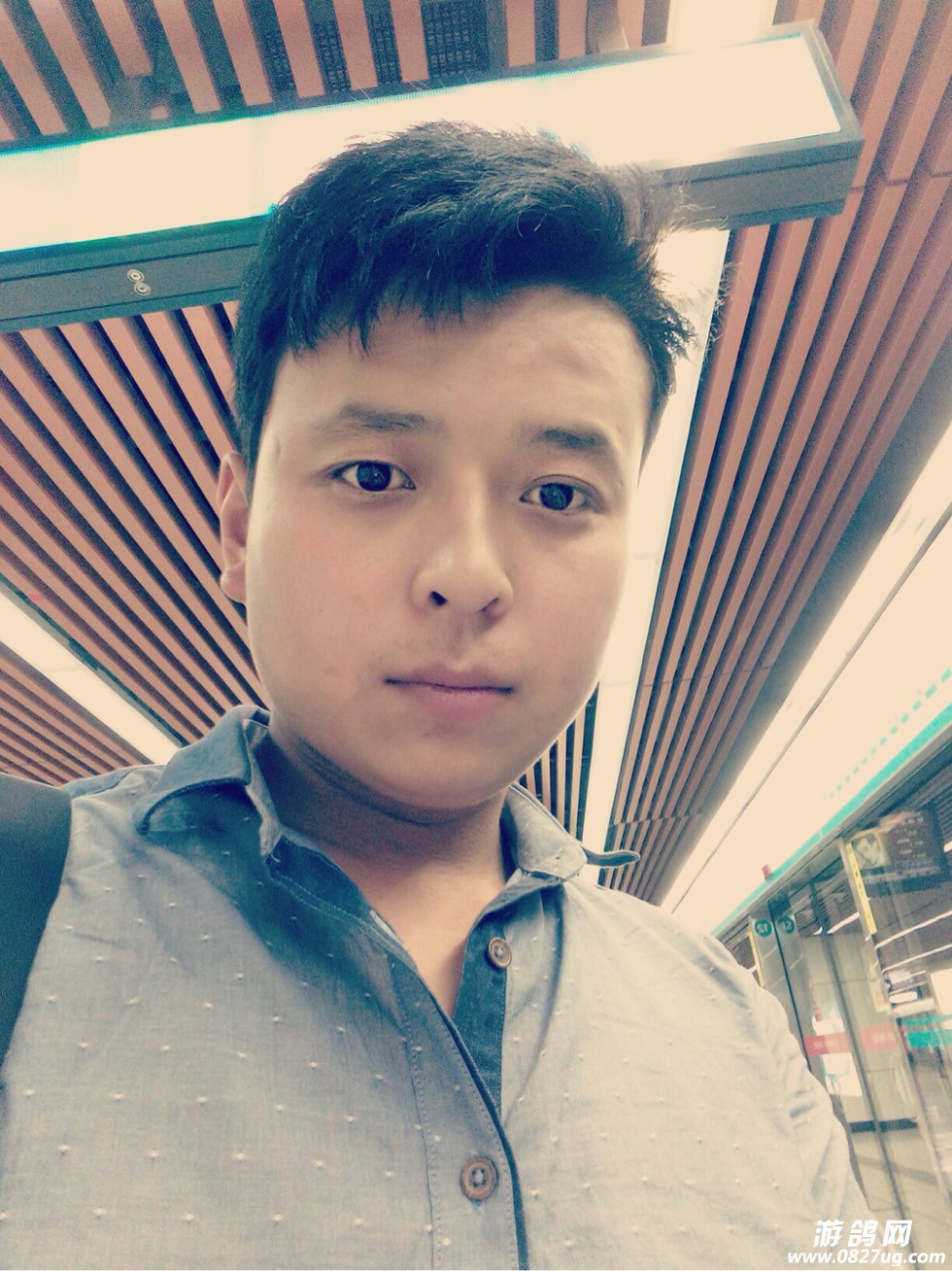 230540l2cov7tjon5omdmc.jpg