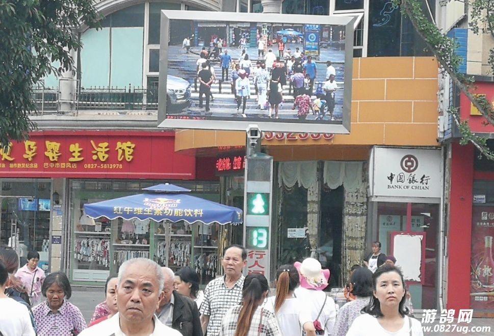 03.jpg